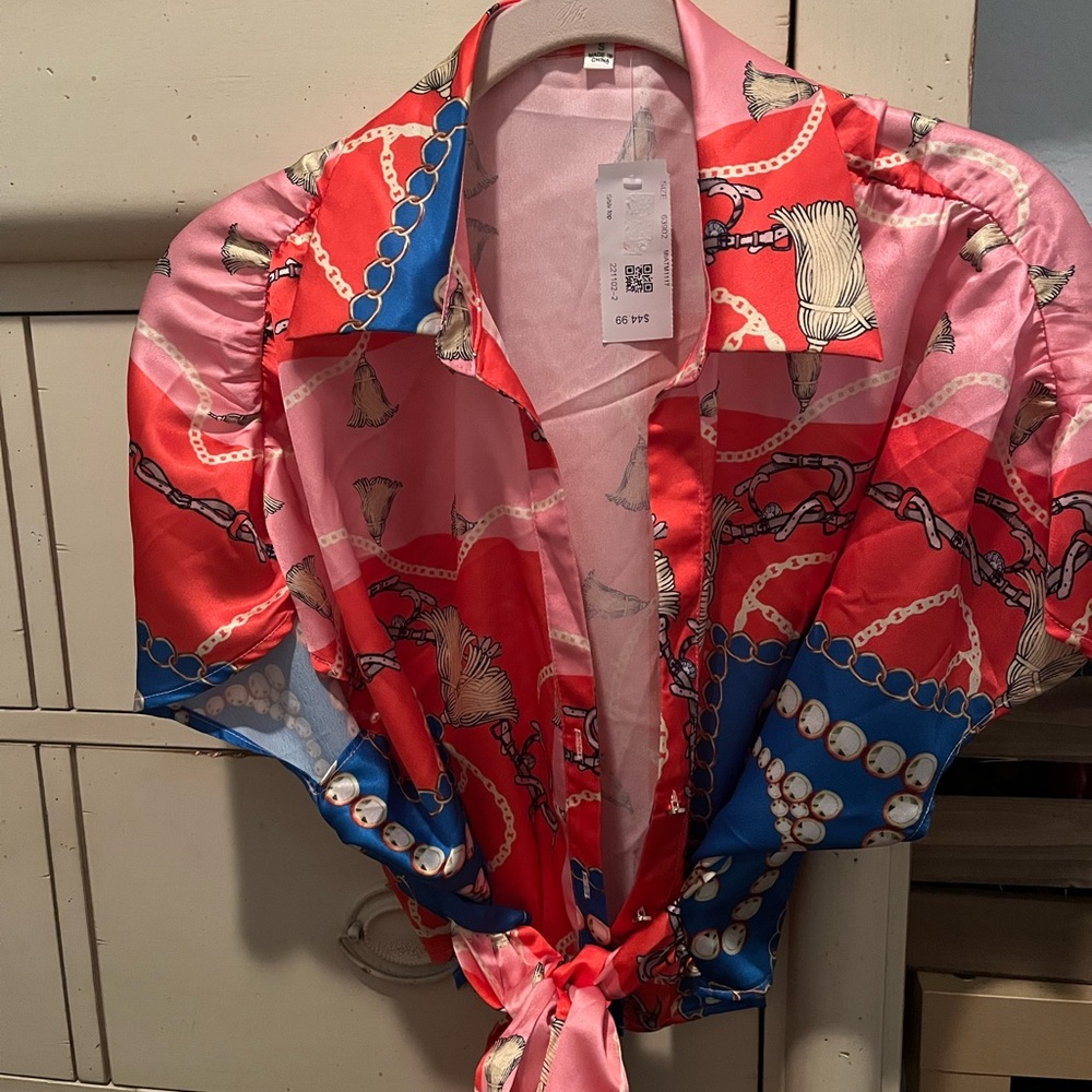 Blouse - Picture 2 of 3